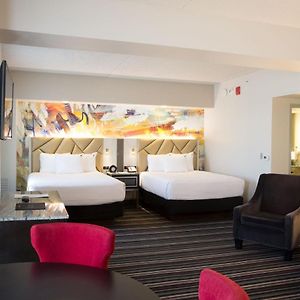 Queen Suite Disability Access Hard Rock Tower